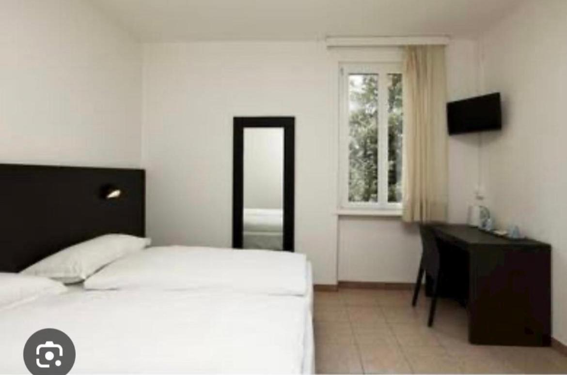 Moon Residency-national Highway-8, Mahipalpur 3* New Delhi