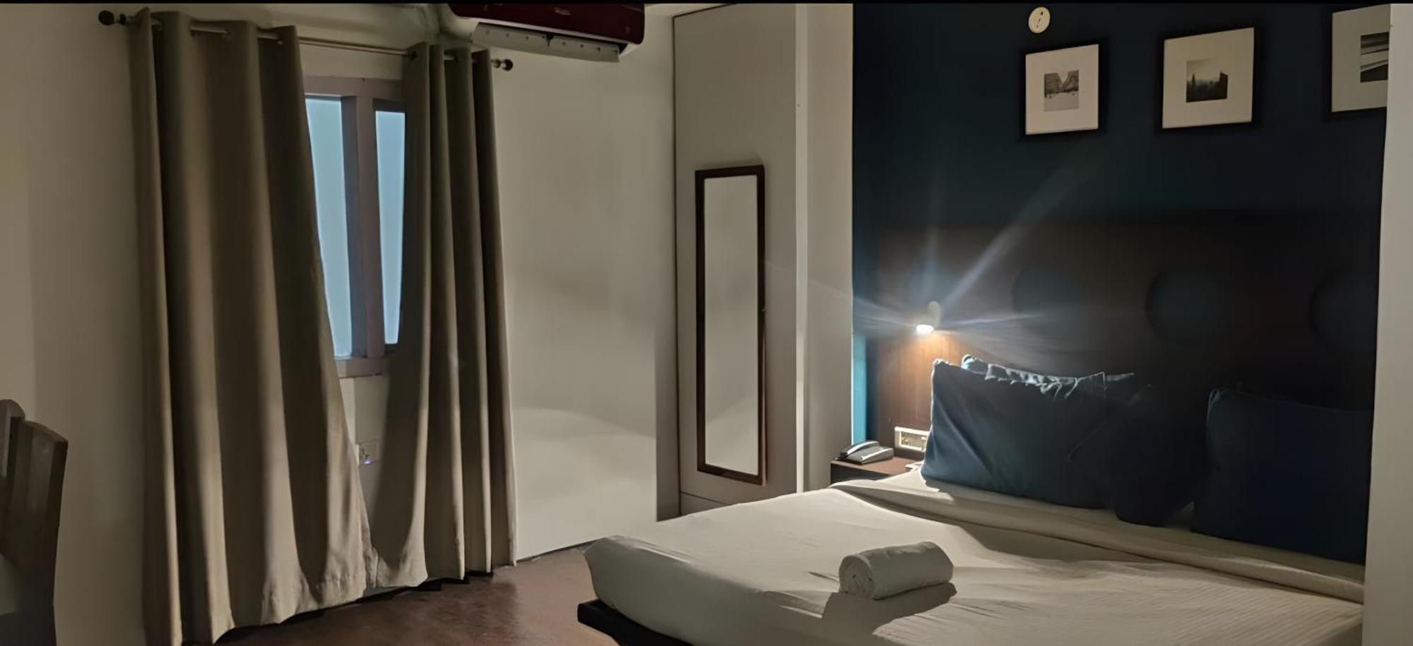 Moon Residency-national Highway-8, Mahipalpur Hotel New Delhi