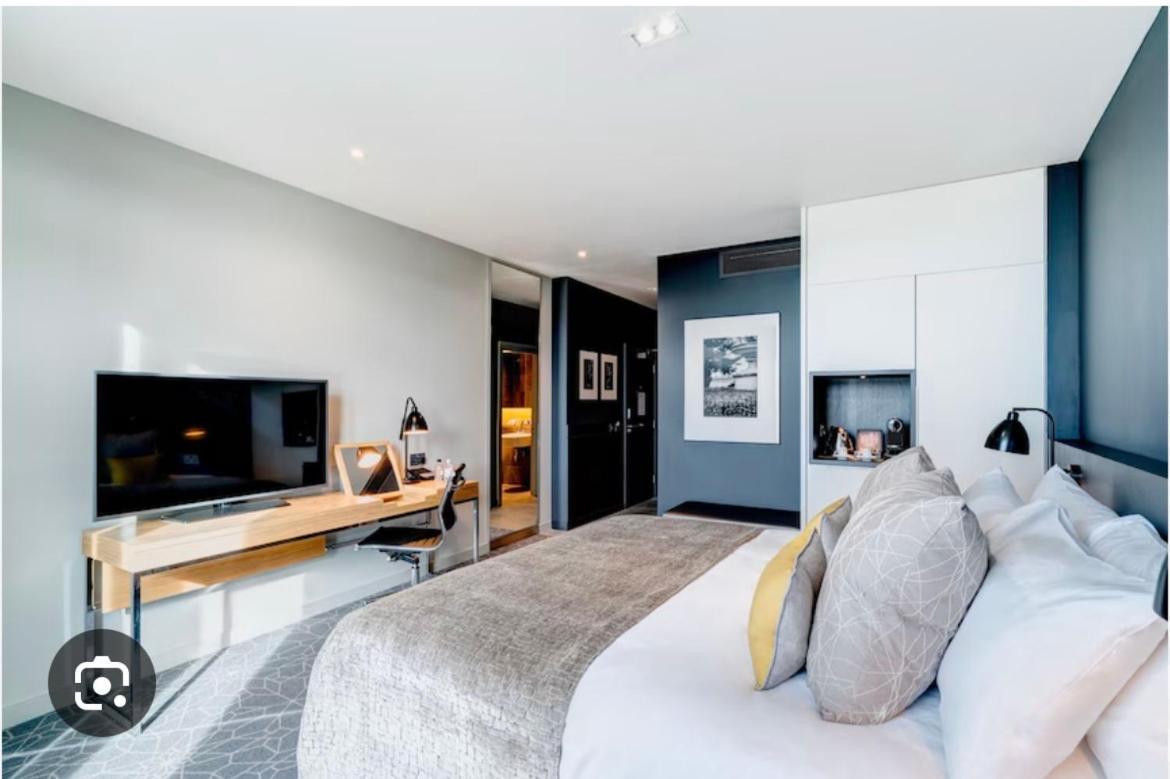 Moon Residency-national Highway-8, Mahipalpur New Delhi